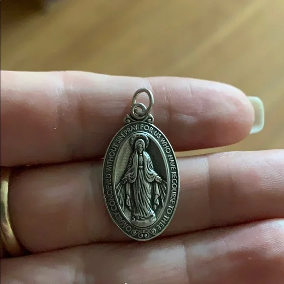 Vintage Sterling Saint Mary Pray for Us Pendant - Picture 13 of 16